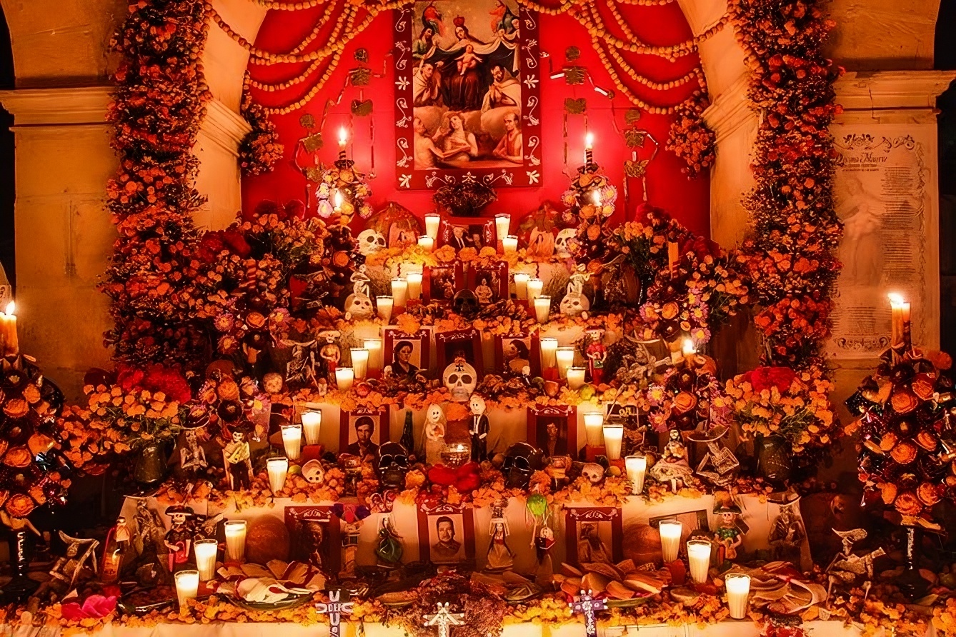 瓦哈卡亡灵节沙画与金盏花祭坛