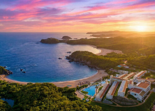 How do I get to the beaches from Oaxaca City this Semana Santa?
