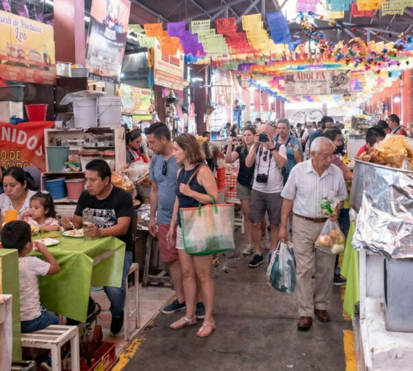 Guide 2026 du marché du dimanche de Tlacolula : meilleurs stands, spécialités et conseils d’achat à Oaxaca