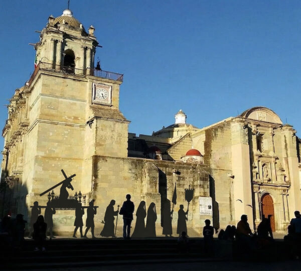 What Activities Are Available on Easter Saturday and Sunday in Oaxaca City?
