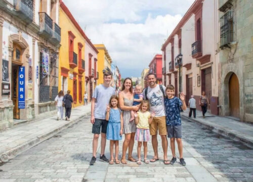 Semana Santa con niños: Qué empacar, eventos familiares y cómo evitar el agotamiento en Oaxaca