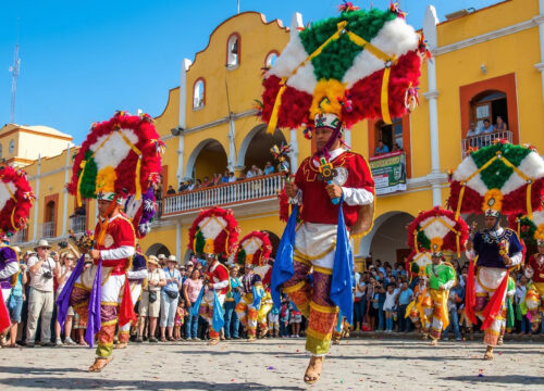 Dates and Places to see the “Guelaguetza Popular” for free