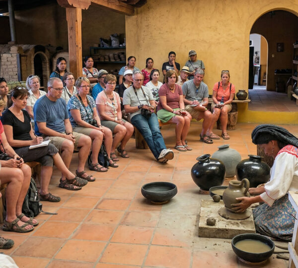 How do I get to San Bartolo Coyotepec and the Black Pottery?